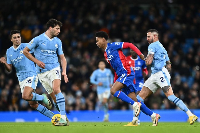 Vòng 32 Ngoại hạng Anh: Man City và Arsenal đua ngôi đầu bảng- Ảnh 5. Vòng 32 Ngoại hạng Anh: Man City và Arsenal đua ngôi đầu bảng- Ảnh 5.