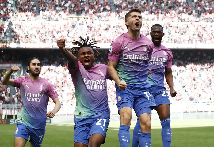 Thắng Lazio, Roma áp sát tốp 4 Serie A- Ảnh 3. Thắng Lazio, Roma áp sát tốp 4 Serie A- Ảnh 3.