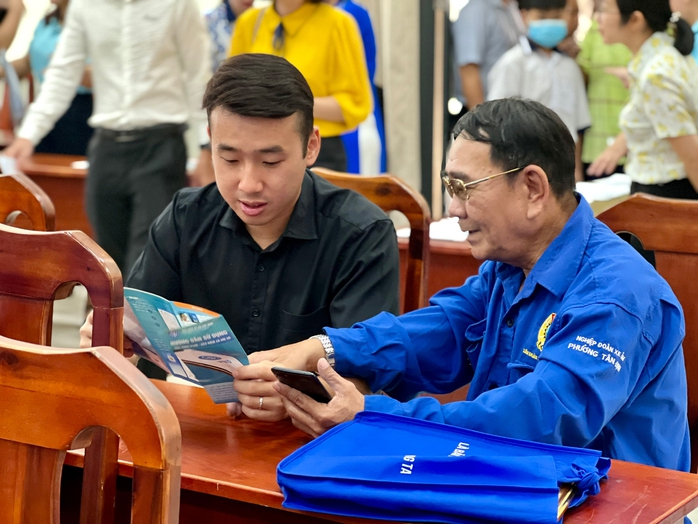 Quyết liệt với doanh nghiệp nợ BHXH- Ảnh 1. Quyết liệt với doanh nghiệp nợ BHXH- Ảnh 1.