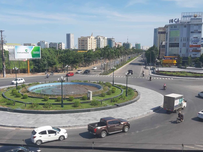 Tiếp nhận và đặt tượng Lê-nin trong khuôn viên 1.000 m2 tại tỉnh Nghệ An- Ảnh 1. Tiếp nhận và đặt tượng Lê-nin trong khuôn viên 1.000 m2 tại tỉnh Nghệ An- Ảnh 1.