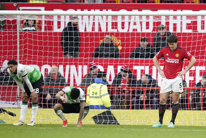 Man United sa sút vẫn là nỗi ám ảnh của Liverpool
- Ảnh 1. Man United sa sút vẫn là nỗi ám ảnh của Liverpool
- Ảnh 1.