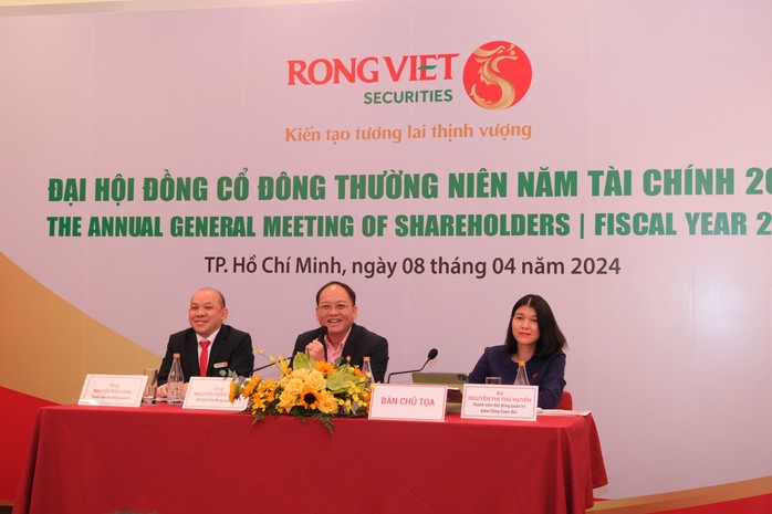 Một công ty chứng khoán báo lợi nhuận tăng "khủng"- Ảnh 1. Một công ty chứng khoán báo lợi nhuận tăng "khủng"- Ảnh 1.