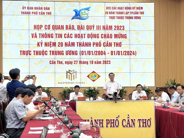 Sở TT-TT Cần Thơ nói gì về quy chế họp báo "phóng viên đặt câu hỏi phải đúng tôn chỉ"?- Ảnh 1. Sở TT-TT Cần Thơ nói gì về quy chế họp báo "phóng viên đặt câu hỏi phải đúng tôn chỉ"?- Ảnh 1.
