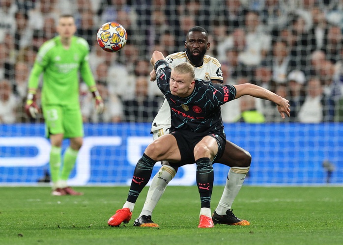 Real Madrid hòa nghẹt thở Man City trong trận đấu 6 bàn thắng- Ảnh 5. Real Madrid hòa nghẹt thở Man City trong trận đấu 6 bàn thắng- Ảnh 5.