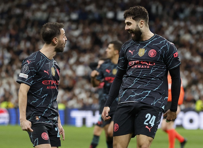 Real Madrid hòa nghẹt thở Man City trong trận đấu 6 bàn thắng- Ảnh 7. Real Madrid hòa nghẹt thở Man City trong trận đấu 6 bàn thắng- Ảnh 7.