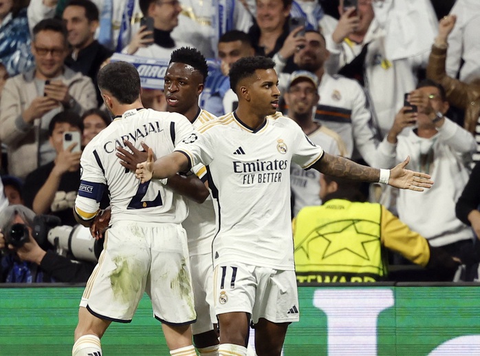 Real Madrid hòa nghẹt thở Man City trong trận đấu 6 bàn thắng- Ảnh 4. Real Madrid hòa nghẹt thở Man City trong trận đấu 6 bàn thắng- Ảnh 4.