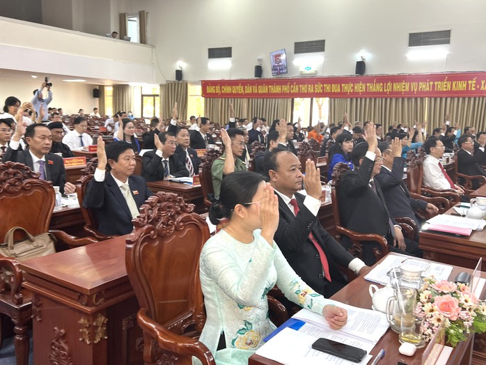 Cần Thơ điều chỉnh khung học phí có lợi cho học sinh- Ảnh 3. Cần Thơ điều chỉnh khung học phí có lợi cho học sinh- Ảnh 3.