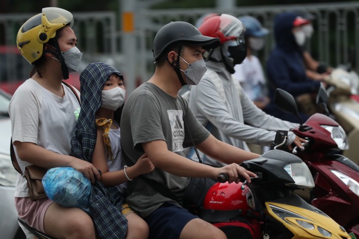 Người dân trở lại sau kỳ nghỉ lễ, cửa ngõ Hà Nội và TP HCM ùn tắc- Ảnh 3. Người dân trở lại sau kỳ nghỉ lễ, cửa ngõ Hà Nội và TP HCM ùn tắc- Ảnh 3.