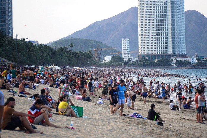 Nha Trang - Khánh Hòa đón gần 1 triệu lượt tham quan, nghỉ dưỡng- Ảnh 1. Nha Trang - Khánh Hòa đón gần 1 triệu lượt tham quan, nghỉ dưỡng- Ảnh 1.