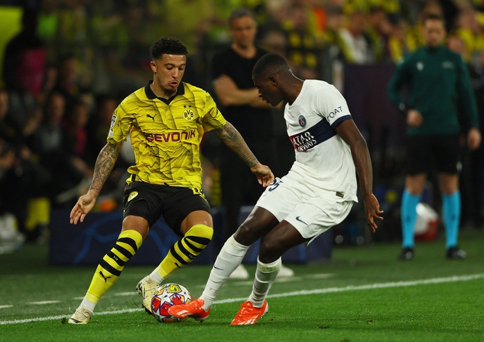 Dortmund quật ngã PSG, bán kết Champions League dậy sóng- Ảnh 7. Dortmund quật ngã PSG, bán kết Champions League dậy sóng- Ảnh 7.