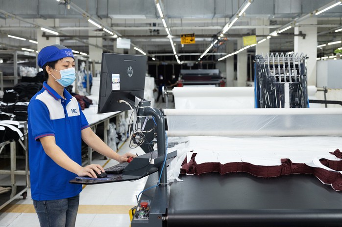 Chậm đóng bảo hiểm y tế cho người lao động, phạt thế nào?- Ảnh 2. Chậm đóng bảo hiểm y tế cho người lao động, phạt thế nào?- Ảnh 2.