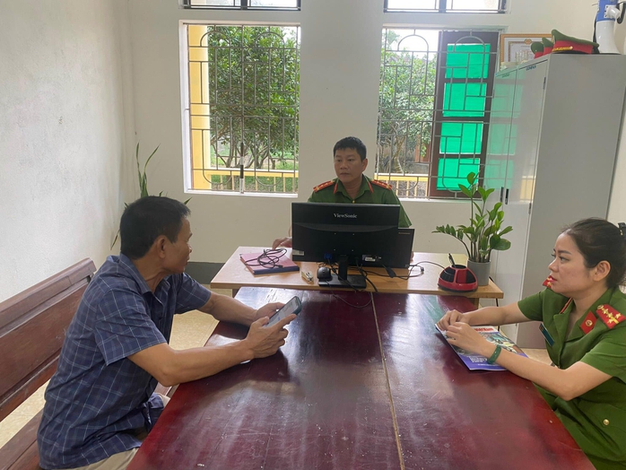 Giả danh “con gái” nhắn tin qua Facebook để lừa chuyển tiền- Ảnh 1. Giả danh “con gái” nhắn tin qua Facebook để lừa chuyển tiền- Ảnh 1.