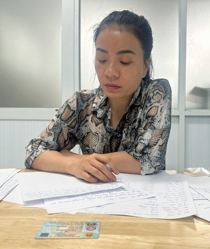 Người phụ nữ có tài "xem tướng số, đoán mệnh" chiếm đoạt 268 tỉ đồng- Ảnh 1. Người phụ nữ có tài "xem tướng số, đoán mệnh" chiếm đoạt 268 tỉ đồng- Ảnh 1.