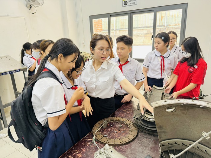 Hào hứng với trải nghiệm Hào hứng với trải nghiệm