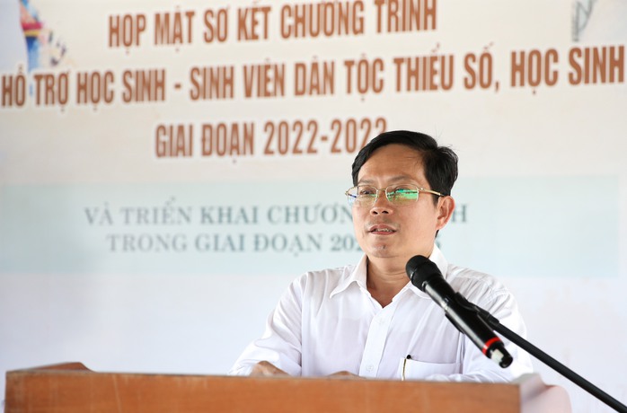Làm hết sức để phát triển chương trình "Học bổng hỗ trợ học sinh - sinh viên dân tộc thiểu số, học sinh nghèo"- Ảnh 2. Làm hết sức để phát triển chương trình "Học bổng hỗ trợ học sinh - sinh viên dân tộc thiểu số, học sinh nghèo"- Ảnh 2.