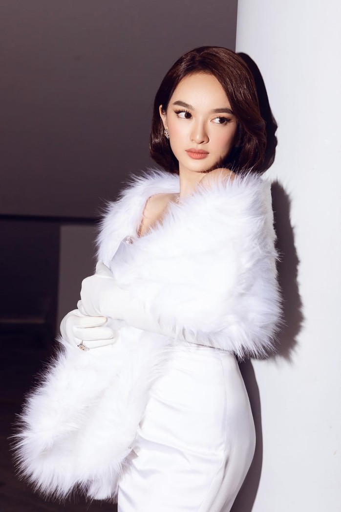 Đạo diễn Lê Thanh Sơn từng giận tím người khi Kaity Nguyễn rút khỏi Đạo diễn Lê Thanh Sơn từng giận tím người khi Kaity Nguyễn rút khỏi