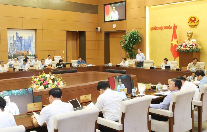 Phiên họp thứ 33 của Ủy ban Thường vụ Quốc hội, ngày 13-5Ảnh: TTXVN