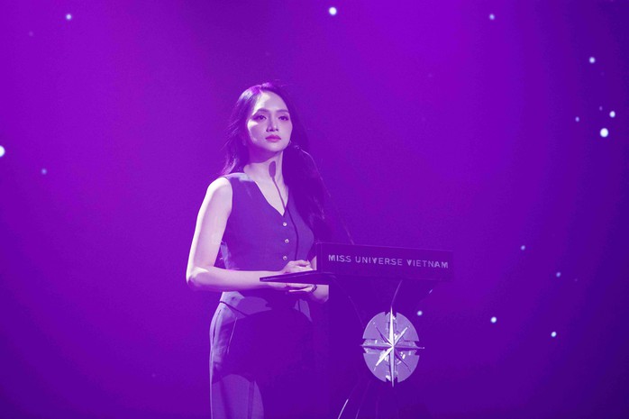 Tân hoa hậu Miss Universe Vietnam 2024 nhận 2 tỉ đồng tiền mặt
- Ảnh 2. Tân hoa hậu Miss Universe Vietnam 2024 nhận 2 tỉ đồng tiền mặt
- Ảnh 2.