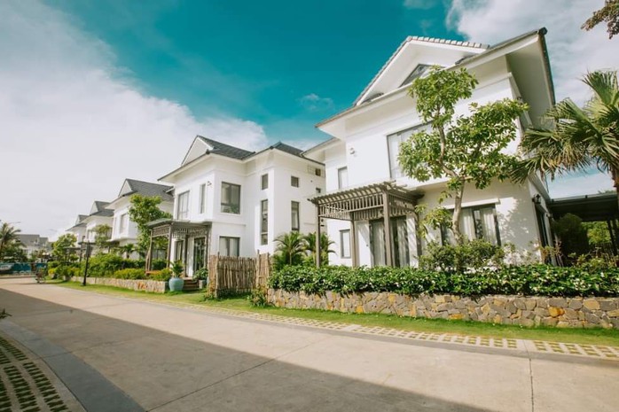 Lãnh đạo 1 công ty có dự án lớn ở Phú Quốc bị đề nghị tạm hoãn xuất cảnh- Ảnh 2. Lãnh đạo 1 công ty có dự án lớn ở Phú Quốc bị đề nghị tạm hoãn xuất cảnh- Ảnh 2.