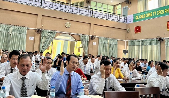 Vợ chồng làm công nhân cạo mủ cao su mỗi năm dư từ 150- 200 triệu đồng- Ảnh 1. Vợ chồng làm công nhân cạo mủ cao su mỗi năm dư từ 150- 200 triệu đồng- Ảnh 1.