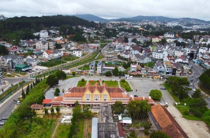 Lâm Đồng bãi bỏ quy định tạm thời về quản lý du lịch mạo hiểm- Ảnh 1. Lâm Đồng bãi bỏ quy định tạm thời về quản lý du lịch mạo hiểm- Ảnh 1.