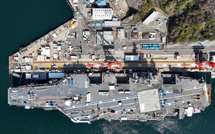 Hình ảnh tàu sân bay USS Ronald Reagan nghi do UAV ghi lại từ trên cao, được tài khoản @Xiao_Hao_4 tải lên X vào ngày 4-4. Ảnh: Stars and Stripes Hình ảnh tàu sân bay USS Ronald Reagan nghi do UAV ghi lại từ trên cao, được tài khoản @Xiao_Hao_4 tải lên X vào ngày 4-4. Ảnh: Stars and Stripes