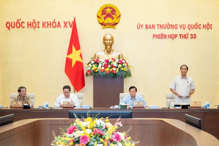 Cử tri đau xót khi cán bộ cấp cao vi phạm, không thể tiếp tục trọng trách- Ảnh 1. Cử tri đau xót khi cán bộ cấp cao vi phạm, không thể tiếp tục trọng trách- Ảnh 1.