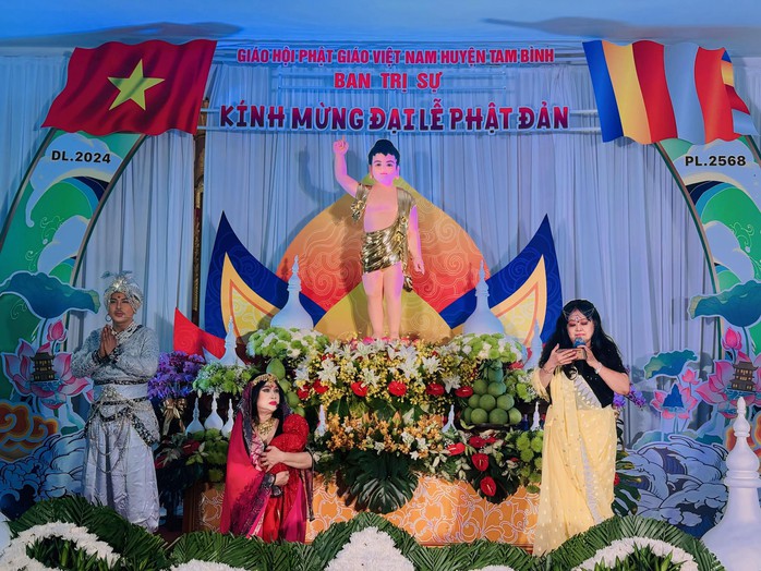 Nghệ sĩ Bích Thủy tạo dấu ấn đẹp vai vợ thái tử Tất Đạt Đa trong mùa Phật Đản- Ảnh 4. Nghệ sĩ Bích Thủy tạo dấu ấn đẹp vai vợ thái tử Tất Đạt Đa trong mùa Phật Đản- Ảnh 4.