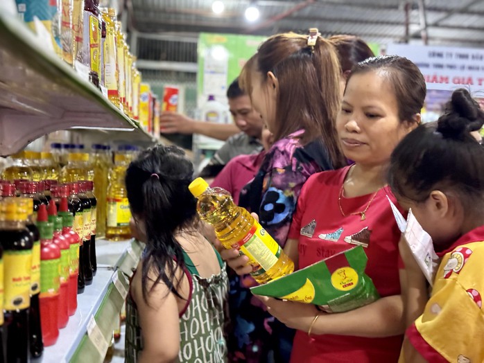 Thêm động lực vượt khó cho đoàn viên- Ảnh 1. Thêm động lực vượt khó cho đoàn viên- Ảnh 1.