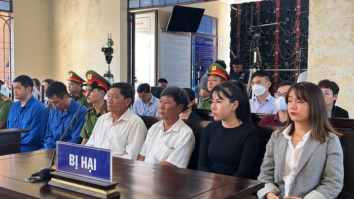 Bất ngờ lời khai của phó giám đốc Công ty Thành Bưởi và tài xế vụ 5 người chết- Ảnh 3. Bất ngờ lời khai của phó giám đốc Công ty Thành Bưởi và tài xế vụ 5 người chết- Ảnh 3.