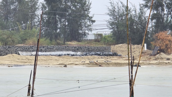 Dự án Khu du lịch sinh thái Nam Ô xâm phạm hành lang bảo vệ cầu đường sắt- Ảnh 3. Dự án Khu du lịch sinh thái Nam Ô xâm phạm hành lang bảo vệ cầu đường sắt- Ảnh 3.