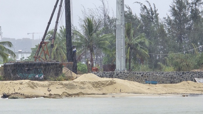 Dự án Khu du lịch sinh thái Nam Ô xâm phạm hành lang bảo vệ cầu đường sắt- Ảnh 2. Dự án Khu du lịch sinh thái Nam Ô xâm phạm hành lang bảo vệ cầu đường sắt- Ảnh 2.