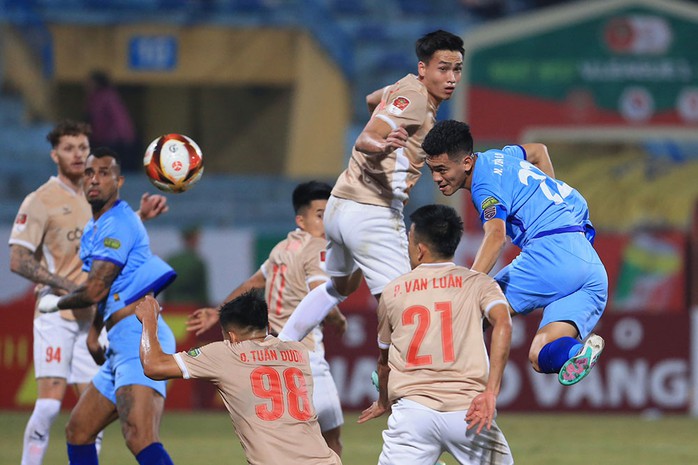 Vòng 19 V-League 2023-2024: LPBank HAGL giờ không còn ngại Hà Nội FC- Ảnh 2. Vòng 19 V-League 2023-2024: LPBank HAGL giờ không còn ngại Hà Nội FC- Ảnh 2.