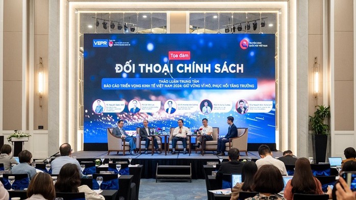 GS-TS Hoàng Văn Cường: Việc đấu thầu còn là tác nhân đẩy giá vàng lên cao hơn- Ảnh 1. GS-TS Hoàng Văn Cường: Việc đấu thầu còn là tác nhân đẩy giá vàng lên cao hơn- Ảnh 1.