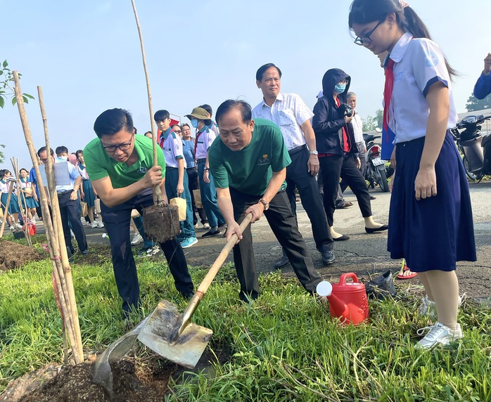 Tư tưởng, đạo đức, phong cách của Chủ tịch Hồ Chí Minh mãi là tài sản vô giá- Ảnh 6. Tư tưởng, đạo đức, phong cách của Chủ tịch Hồ Chí Minh mãi là tài sản vô giá- Ảnh 6.