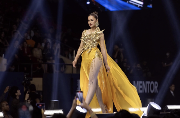 Hương Giang trả bao nhiêu để dự LHP Cannes?- Ảnh 2. Hương Giang trả bao nhiêu để dự LHP Cannes?- Ảnh 2.