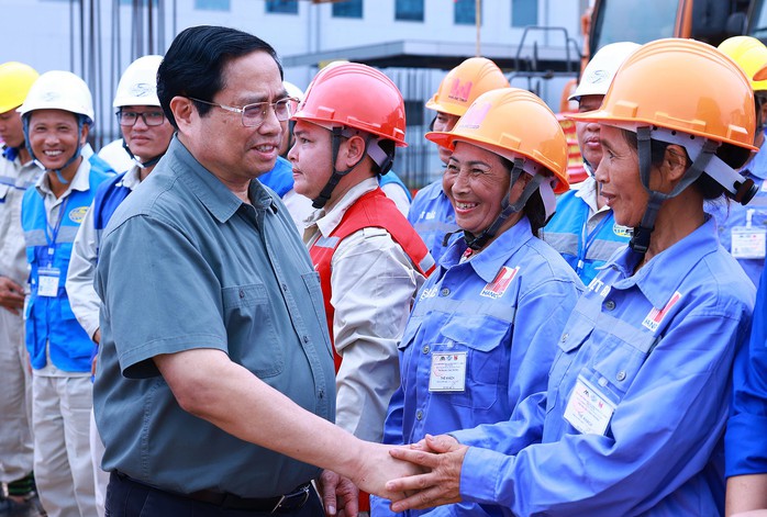 Thủ tướng phát lệnh khởi công mở rộng ga hành khách T2 Nội Bài- Ảnh 10. Thủ tướng phát lệnh khởi công mở rộng ga hành khách T2 Nội Bài- Ảnh 10.