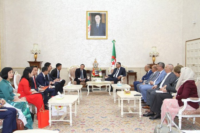 Algeria mong muốn thúc đẩy hợp tác với Việt Nam trên nhiều lĩnh vực- Ảnh 4. Algeria mong muốn thúc đẩy hợp tác với Việt Nam trên nhiều lĩnh vực- Ảnh 4.