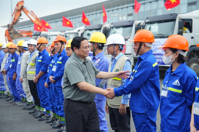 Thủ tướng phát lệnh khởi công mở rộng ga hành khách T2 Nội Bài- Ảnh 1. Thủ tướng phát lệnh khởi công mở rộng ga hành khách T2 Nội Bài- Ảnh 1.