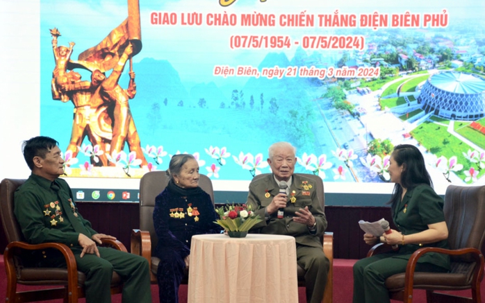 THIÊN SỬ VÀNG CỦA LỊCH SỬ DÂN TỘC (*): Tất cả cho tiền tuyến- Ảnh 2. THIÊN SỬ VÀNG CỦA LỊCH SỬ DÂN TỘC (*): Tất cả cho tiền tuyến- Ảnh 2.