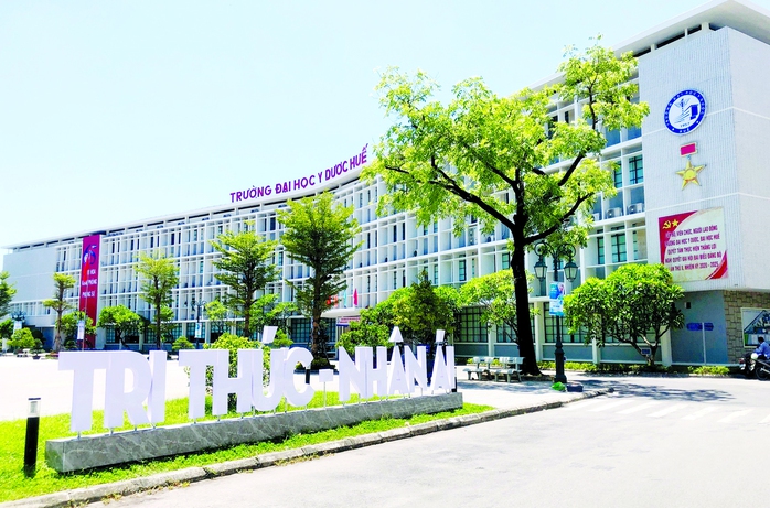 Trường Đại học Y - Dược, Đại học Huế: Khẳng định vị thế trên hai trụ cột trường - viện- Ảnh 1. Trường Đại học Y - Dược, Đại học Huế: Khẳng định vị thế trên hai trụ cột trường - viện- Ảnh 1.