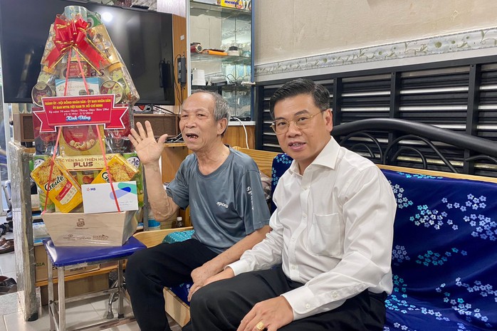Lãnh đạo TP HCM thăm hỏi cựu chiến binh Điện Biên Phủ- Ảnh 4. Lãnh đạo TP HCM thăm hỏi cựu chiến binh Điện Biên Phủ- Ảnh 4.