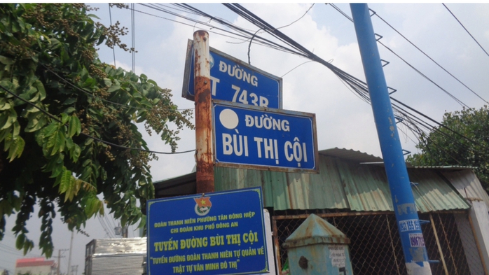 Con đường có... 2 tên- Ảnh 1. Con đường có... 2 tên- Ảnh 1.