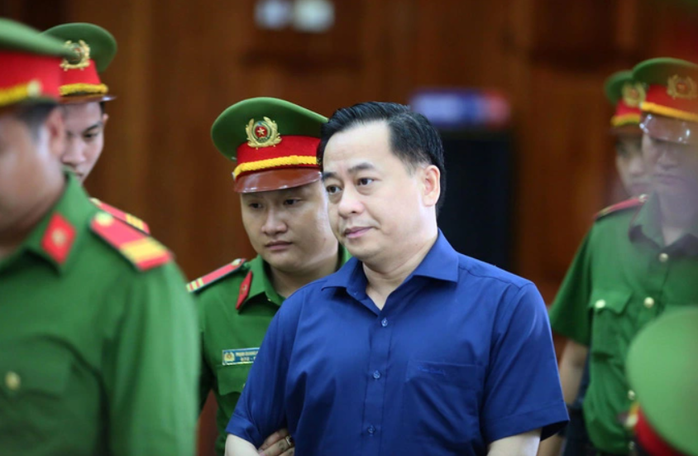 Đà Nẵng hủy bỏ việc tạm dừng giao dịch tài sản liên quan Phan Văn Anh Vũ- Ảnh 1. Đà Nẵng hủy bỏ việc tạm dừng giao dịch tài sản liên quan Phan Văn Anh Vũ- Ảnh 1.
