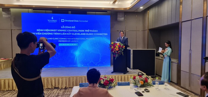 Phấn đấu đưa tỉ lệ y tế tư nhân đạt 30% thay vì 8%- Ảnh 1. Phấn đấu đưa tỉ lệ y tế tư nhân đạt 30% thay vì 8%- Ảnh 1.