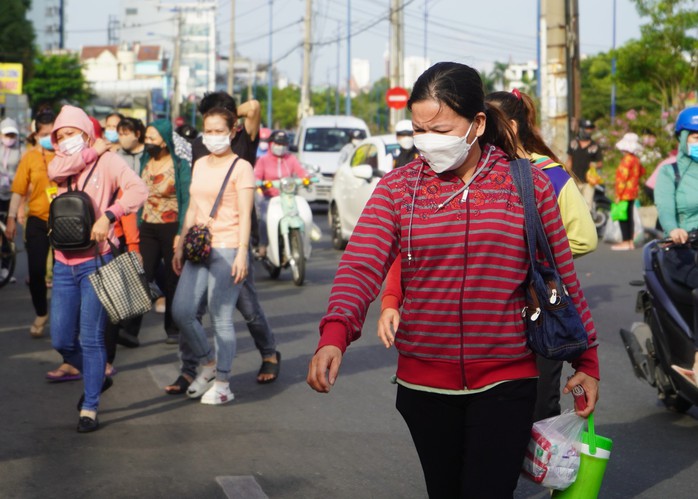 Thất nghiệp nhưng công nhân vẫn “chê” việc- Ảnh 1. Thất nghiệp nhưng công nhân vẫn “chê” việc- Ảnh 1.