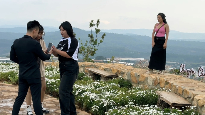 "Cơn sốt" check-in quán cà phê đẹp tại Đà Lạt- Ảnh 3. "Cơn sốt" check-in quán cà phê đẹp tại Đà Lạt- Ảnh 3.