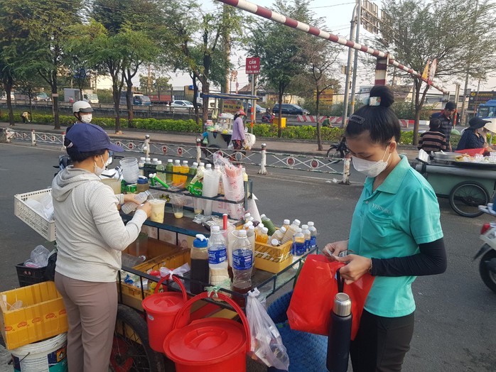 Đề xuất bổ sung 6 nhóm lao động đóng BHXH bắt buộc- Ảnh 3. Đề xuất bổ sung 6 nhóm lao động đóng BHXH bắt buộc- Ảnh 3.