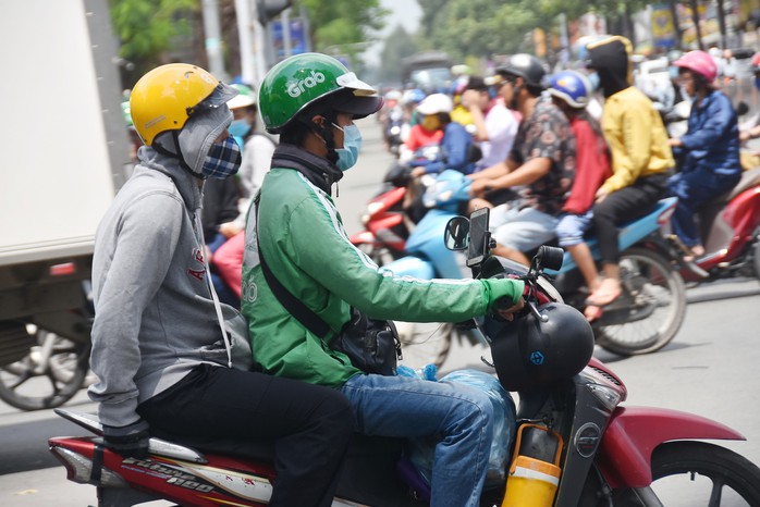 Lực lượng tài xế xe công nghệ hiện nay chịu nhiều thiệt thòi, song chưa được bảo đảm quyền lợi Ảnh: TẤN THẠNH Lực lượng tài xế xe công nghệ hiện nay chịu nhiều thiệt thòi, song chưa được bảo đảm quyền lợi Ảnh: TẤN THẠNH