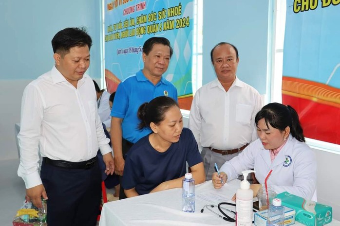 Chăm sóc sức khỏe cho lao động khó khăn- Ảnh 1. Chăm sóc sức khỏe cho lao động khó khăn- Ảnh 1.